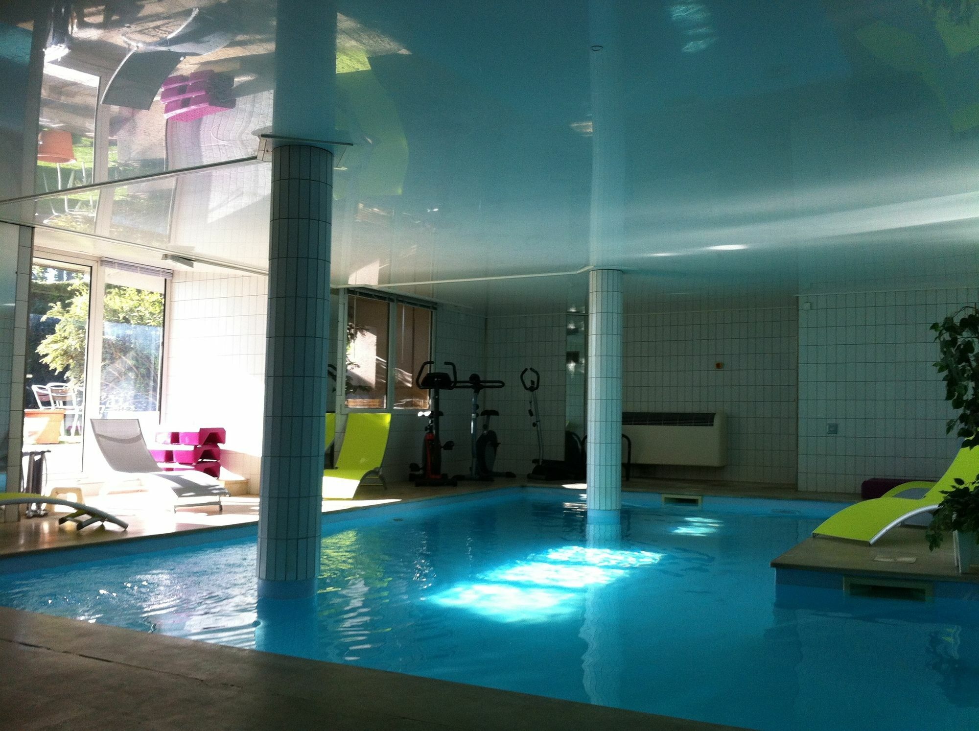 The Originals Boutique, Hotel Du Pont Roupt, Манд Екстериор снимка